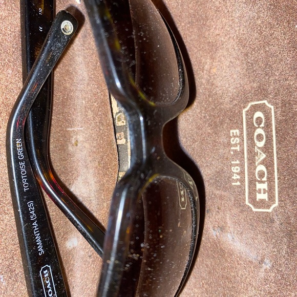 Coach glasses worn not brand new - Picture 4 of 5